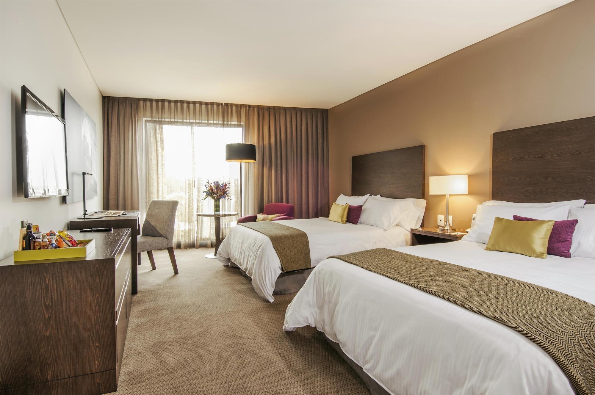 โรงแรมมอริสัน 114 โบโกตา ภายนอก รูปภาพ A typical room at the hotel