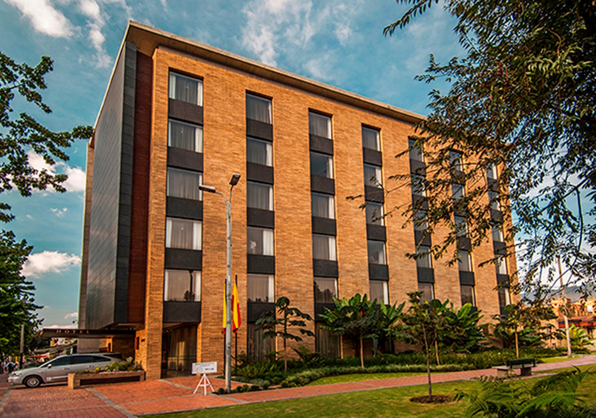 โรงแรมมอริสัน 114 โบโกตา ภายนอก รูปภาพ Spanish Embassy in Bogotá
