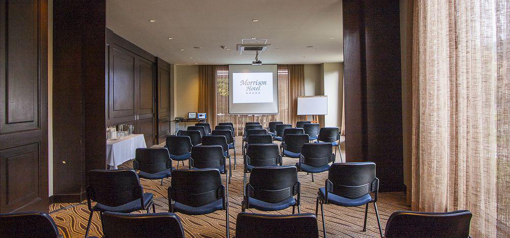 โรงแรมมอริสัน 114 โบโกตา ภายนอก รูปภาพ A typical meeting room
